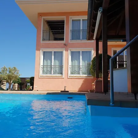 Holiday home Strelitzia Mit Balkon Und Meerblick